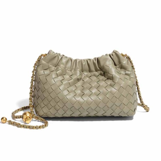 Hot Selling Large Capacity Single Shoulder Bag Luxury PU Leather Hand Woven Bag high quality cloud Crossbody Bag