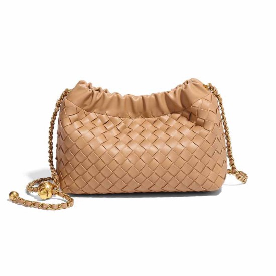 Hot Selling Large Capacity Single Shoulder Bag Luxury PU Leather Hand Woven Bag high quality cloud Crossbody Bag